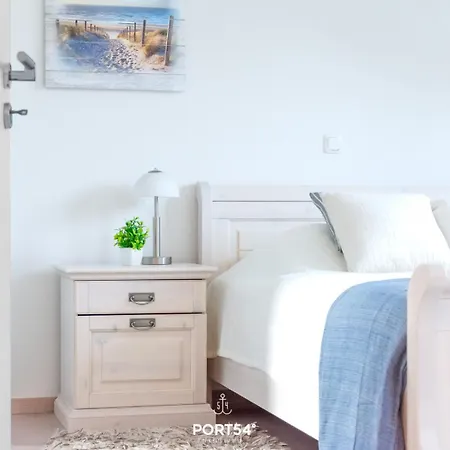 Deck 9 Apartment